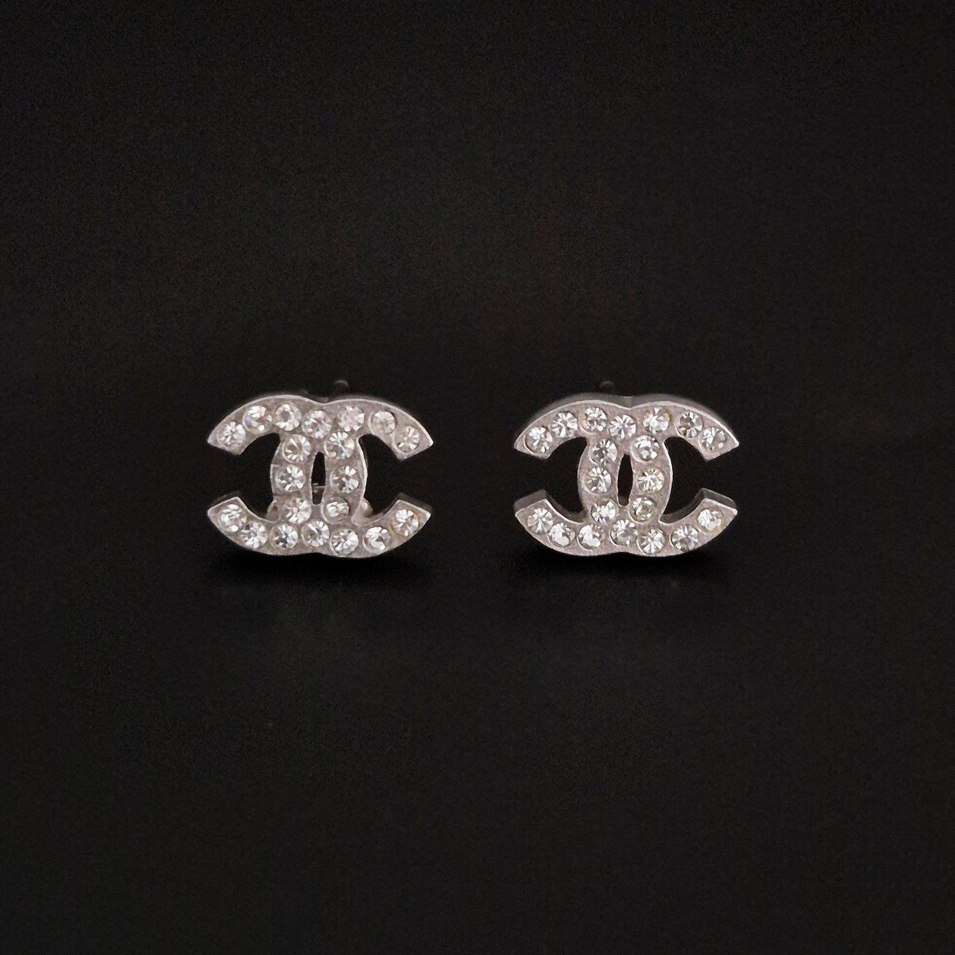 Chanel Silver Crystal CC Earrings - with Box - The Luxury VintageChanel Silver Crystal CC Earrings - with BoxThe Luxury VintageChanel Silver Crystal CC Earrings - with Box