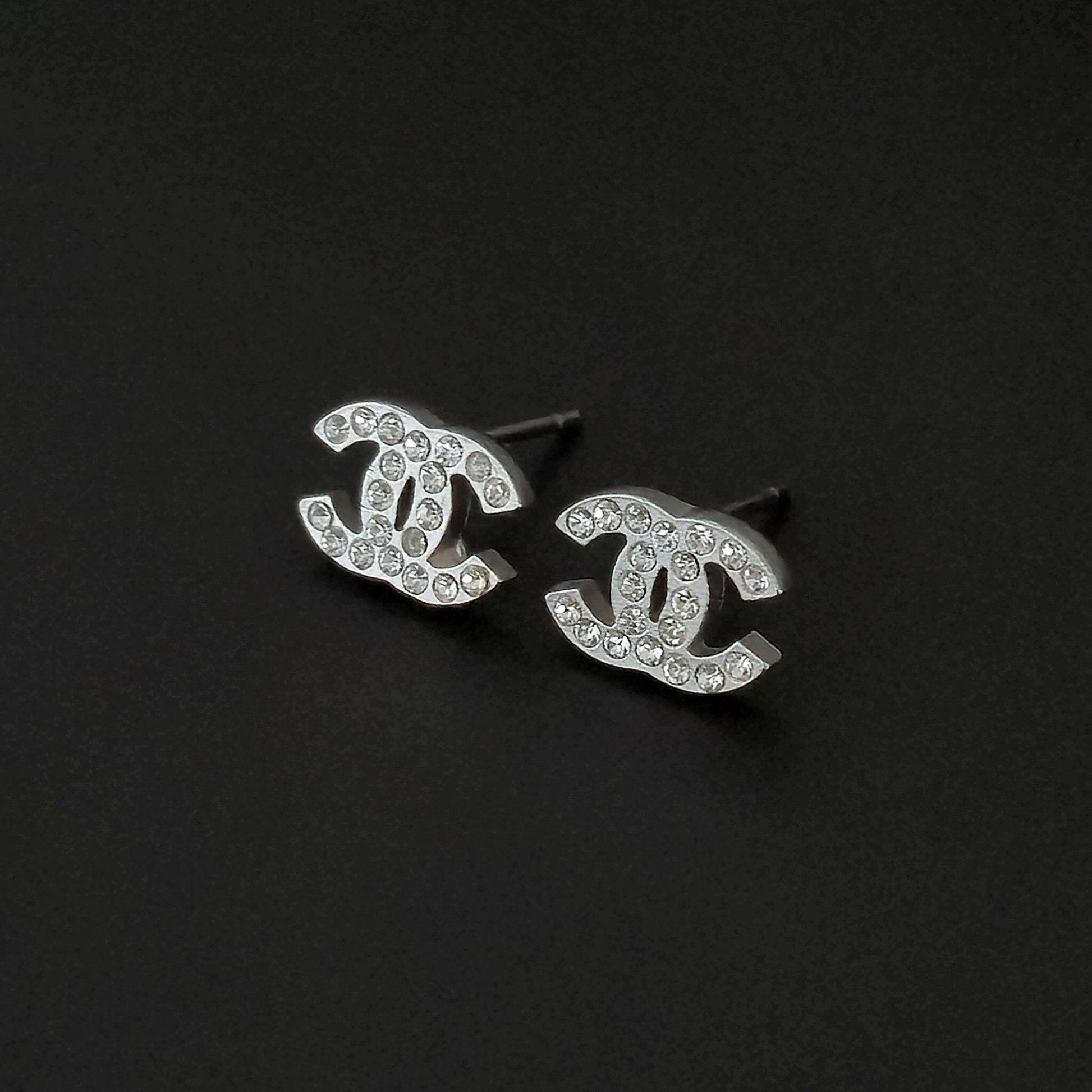 Chanel Silver Crystal CC Earrings - with Box - The Luxury VintageChanel Silver Crystal CC Earrings - with BoxThe Luxury VintageChanel Silver Crystal CC Earrings - with Box