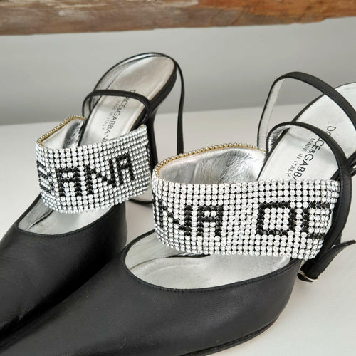 Dolce & Gabbana Black Leather Crystal Heels - 4.5UK - The Luxury VintageDolce & Gabbana Black Leather Crystal Heels - 4.5UKThe Luxury VintageDolce & Gabbana Black Leather Crystal Heels - 4.5UK